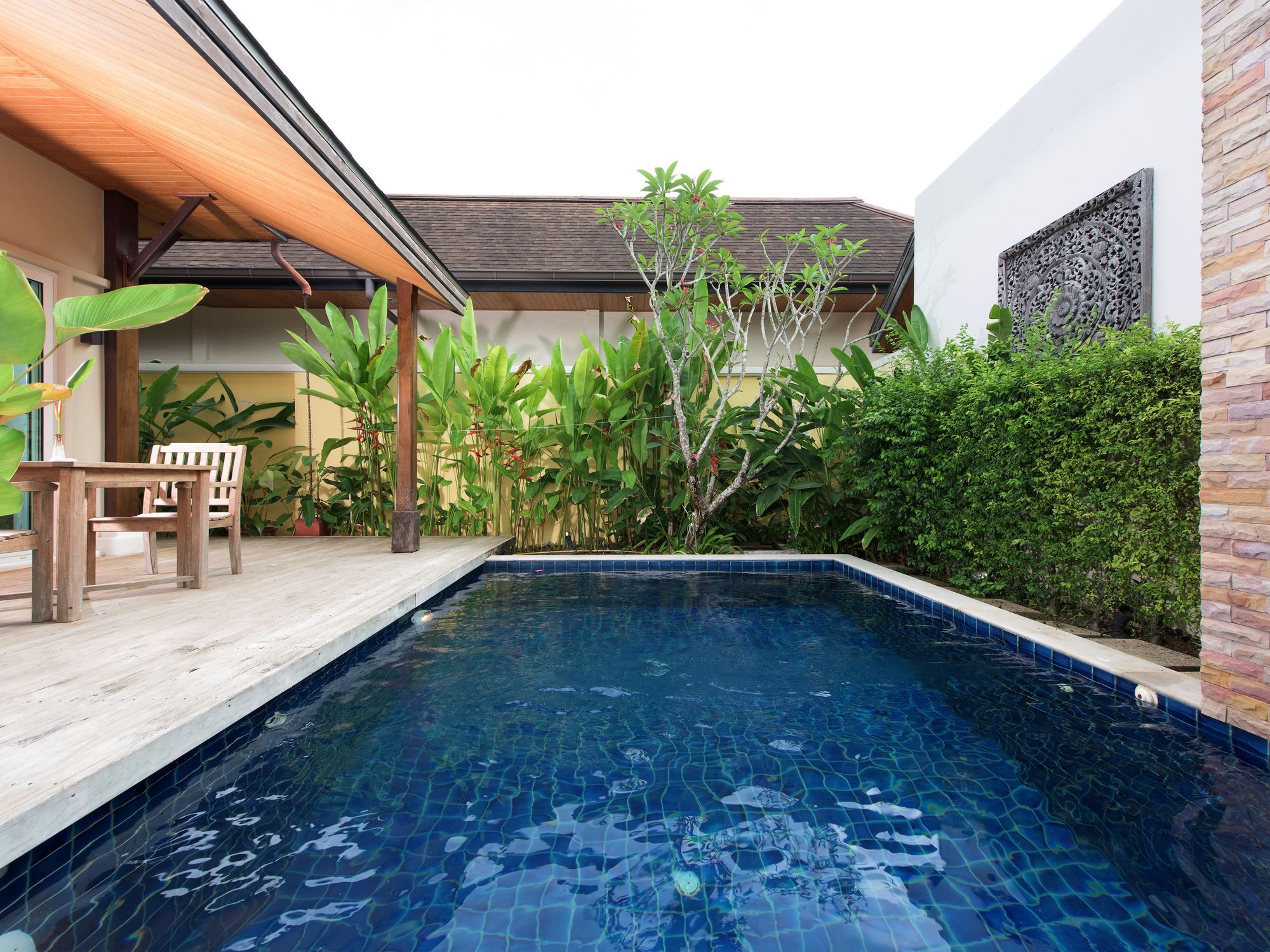 Tiara Villa *